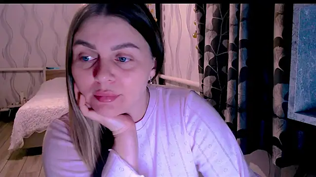 Snapshot of MagicKatarina_ chatting on 02-22-26, 06:17 MagicKatarina online show from 02-22-26, 06:17