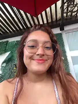 Snapshot of Emily_Vex chatting on 02-02-26, 11:42 Emily Vex online show from 02-02-26, 11:42