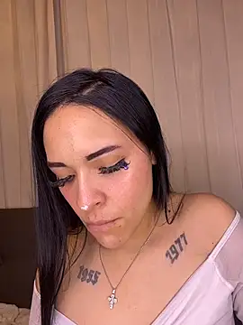 cristal  violetaa online show from 02-03-26, 06:40