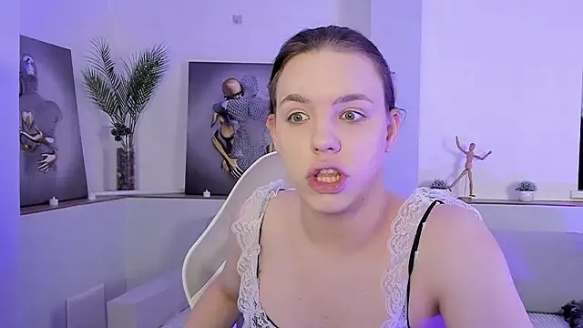 Madison dolly online show from 02-10-26, 02:04