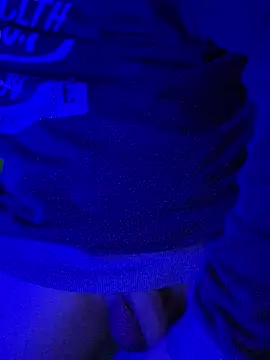 Snapshot of baaller chatting on 02-11-26, 03:11 baaller online show from 02-11-26, 03:11