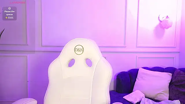 Lia Velez  online show from 03-25-26, 03:45