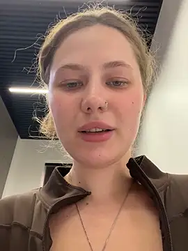 Snapshot of AsynaYuuki chatting on 02-26-26, 06:51 AsynaYuuki online show from 02-26-26, 06:51