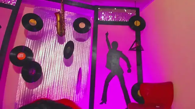 Adriana Rodriguez  online show from 02-01-26, 01:48