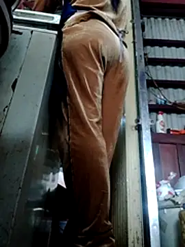 Snapshot of YIYI-502 chatting on 02-07-26, 04:38 YIYI-502 online show from 02-07-26, 04:38