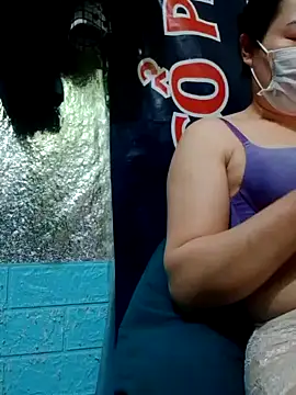 Snapshot of YIYI-502 chatting on 02-27-26, 02:50 YIYI-502 online show from 02-27-26, 02:50