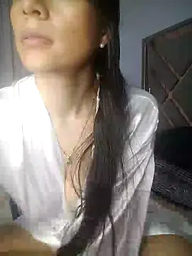 EvaMiranda online show from 04-01-26, 02:45