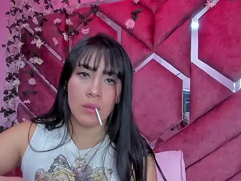 Luna Staar69 online show from 02-15-26, 03:25