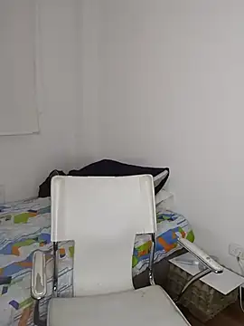 Snapshot of Nikolth_4 chatting on 02-16-26, 04:08 Nikolth 4 online show from 02-16-26, 04:08