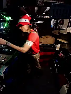 Snapshot of AllucyLu chatting on 02-23-26, 04:48 AllucyLu online show from 02-23-26, 04:48