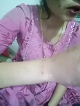 Snapshot of khushi_rawat chatting on 02-07-26, 03:27 khushi rawat online show from 02-07-26, 03:27