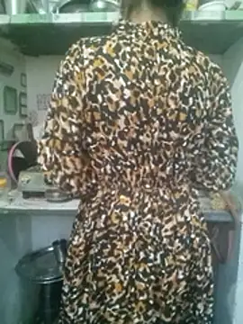 Snapshot of khushi_rawat chatting on 02-18-26, 01:56 khushi rawat online show from 02-18-26, 01:56