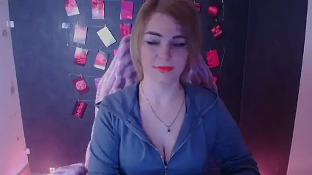 Snapshot of CuttieEmma chatting on 02-27-26, 12:49 CuttieEmma online show from 02-27-26, 12:49