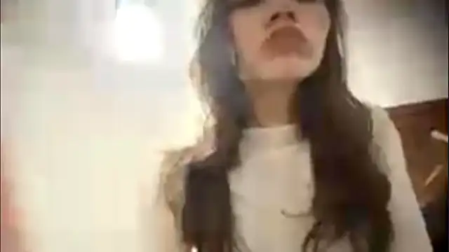 Snapshot of EdythRozier chatting on 02-22-26, 05:22 EdythRozier online show from 02-22-26, 05:22