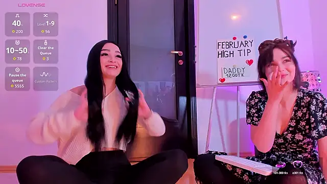 Snapshot of Peanaughty chatting on 02-18-26, 07:15 Peanaughty online show from 02-18-26, 07:15