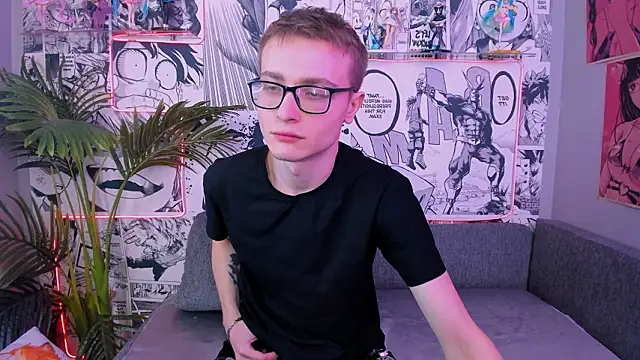 Snapshot of Emmit_Barker chatting on 02-17-26, 03:08 Emmit Barker online show from 02-17-26, 03:08