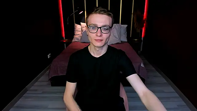 Snapshot of Emmit_Barker chatting on 02-20-26, 03:58 Emmit Barker online show from 02-20-26, 03:58