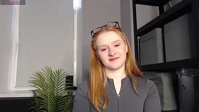 Snapshot of AmandaWatts chatting on 02-21-26, 06:36 AmandaWatts online show from 02-21-26, 06:36