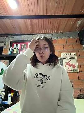 Snapshot of Charlotte_Mason chatting on 02-13-26, 10:44 Charlotte Mason online show from 02-13-26, 10:44