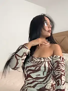 Snapshot of Lucianaaguzman chatting on 02-28-26, 09:05 Lucianaaguzman online show from 02-28-26, 09:05