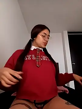 Snapshot of _ValentinaX_ chatting on 02-14-26, 11:51 ValentinaX online show from 02-14-26, 11:51