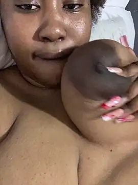 Snapshot of MeekyCurvyAss chatting on 04-23-26, 10:58 MeekyCurvyAss online show from 04-23-26, 10:58