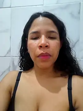 Snapshot of AshlyViper chatting on 02-18-26, 04:19 AshlyViper online show from 02-18-26, 04:19