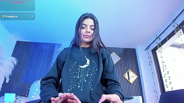 Snapshot of KarelyMitchel chatting on 02-01-26, 02:04 KarelyMitchel online show from 02-01-26, 02:04