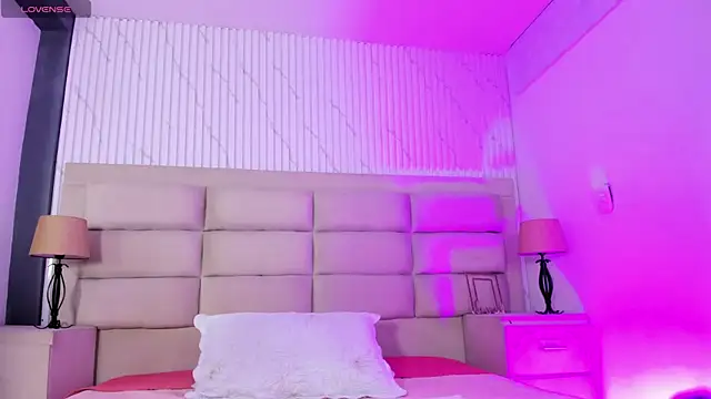 Snapshot of KarelyMitchel chatting on 02-05-26, 02:11 KarelyMitchel online show from 02-05-26, 02:11