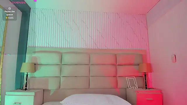 Snapshot of KarelyMitchel chatting on 02-17-26, 01:40 KarelyMitchel online show from 02-17-26, 01:40