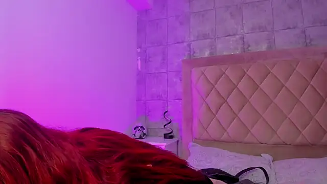 Snapshot of CleoFoxx_ chatting on 02-25-26, 01:43 CleoFoxx online show from 02-25-26, 01:43