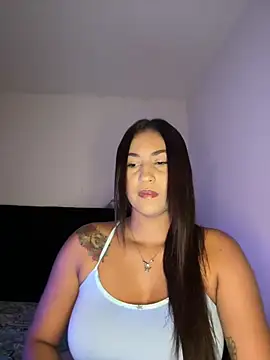 Snapshot of mari_pauli_xx chatting on 02-14-26, 12:29 mari pauli xx online show from 02-14-26, 12:29