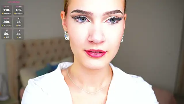 Snapshot of Emily_Cesoni chatting on 02-20-26, 06:08 Emily Cesoni online show from 02-20-26, 06:08