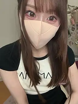 Snapshot of momo_mm chatting on 07-10-26, 01:03 momo mm online show from 07-10-26, 01:03