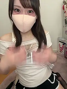 Snapshot of momo_mm chatting on 07-20-26, 03:10 momo mm online show from 07-20-26, 03:10