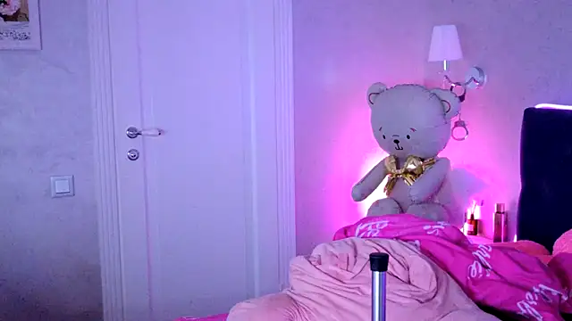 Snapshot of ChristallBreaz chatting on 02-24-26, 09:13 ChristallBreaz online show from 02-24-26, 09:13