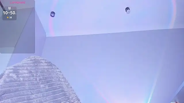 leehaeun7 online show from 03-29-26, 07:25