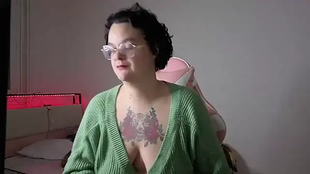 Snapshot of lunatigre4 chatting on 02-05-26, 09:41 lunatigre4 online show from 02-05-26, 09:41