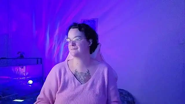 Snapshot of lunatigre4 chatting on 02-06-26, 07:17 lunatigre4 online show from 02-06-26, 07:17