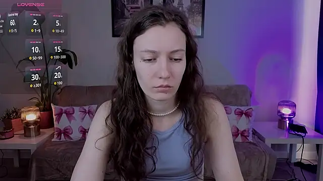 VioletaBloom online show from 02-02-26, 07:07