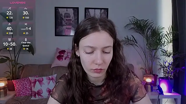 VioletaBloom online show from 02-20-26, 07:21