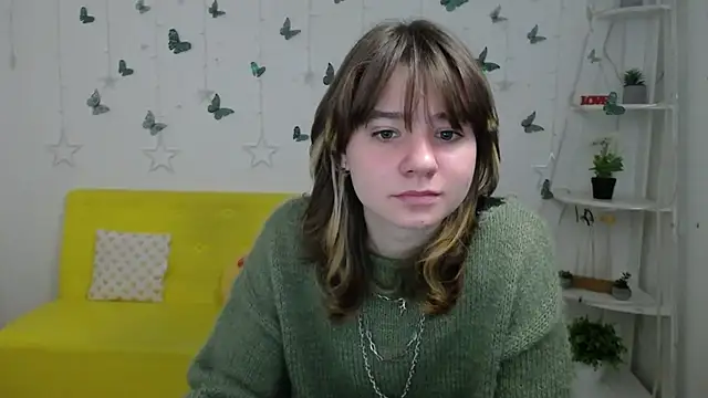 Snapshot of AnnaWest_ chatting on 02-19-26, 07:04 AnnaWest online show from 02-19-26, 07:04