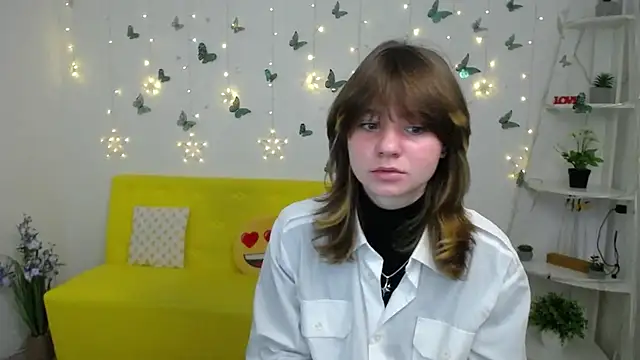 Snapshot of AnnaWest_ chatting on 02-28-26, 06:25 AnnaWest online show from 02-28-26, 06:25