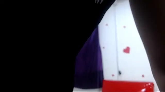 Snapshot of arielnoir6958 chatting on 02-19-26, 11:23 arielnoir6958 online show from 02-19-26, 11:23