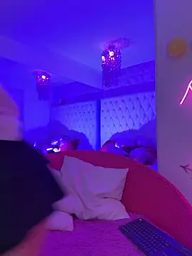 Kitty madness online show from 03-19-26, 08:24