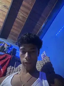 Snapshot of Adan21_cm chatting on 06-03-26, 05:21 Adan21 cm online show from 06-03-26, 05:21