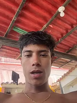 Snapshot of Adan21_cm chatting on 06-06-26, 05:28 Adan21 cm online show from 06-06-26, 05:28