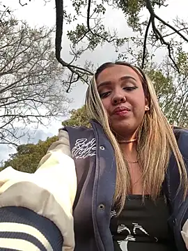 AryMoonxxx online show from 02-14-26, 10:17