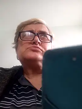 Snapshot of SusanStar874 chatting on 02-01-26, 11:42 SusanStar874 online show from 02-01-26, 11:42