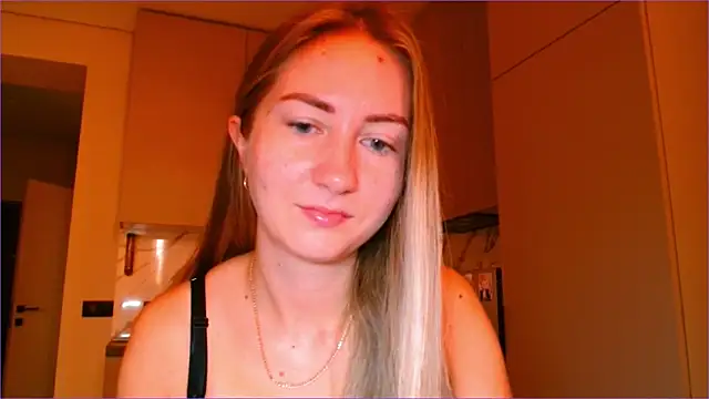 BluueSilk online show from 11-19-25, 06:02